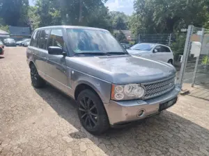 Land Rover Range Rover V8 TD Autobiography / TV / Bild 3