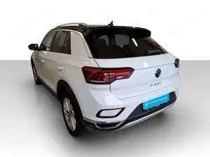 Volkswagen T-Roc 1.5 TSI DSG Style, LED, AHK, ACC, Navi Bild 5