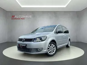 Volkswagen Touran 1.6 TDI Style BMT-Pano-SHZ-PDC-AHK-Navi