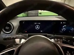 Mercedes-Benz GLB 220 d 4Matic 8G-DCT