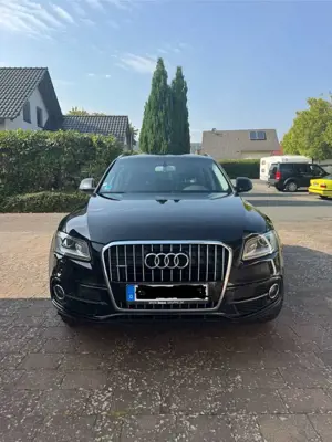 Audi Q5 2.0 TDI S tronic Quattro S-line 190 PS Bild 2