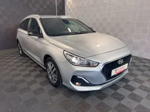 Hyundai i30 *STYLE*TEMPO-KLIMA.A-R.KAM-BLUETOOTH-SPUR.A