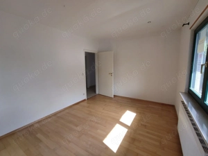 Sehr schönes Ein- Zweifamilienhaus in Chemnitz von privat zu verkaufen Bild 5