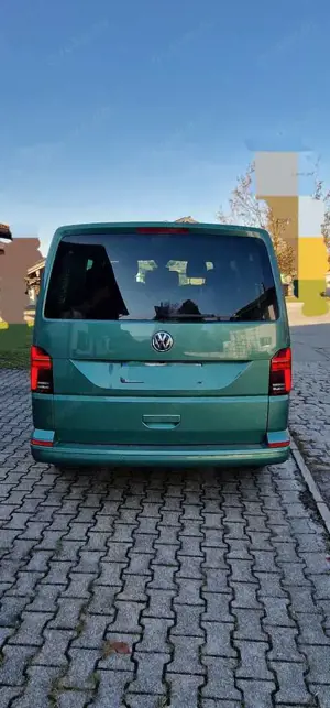 Volkswagen T6.1 Multivan Multivan T6.1 DSG Kurz 4MOTION Comfortline Bild 2