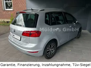 Volkswagen Golf SV *Garantie*Automatik*Navi*199€mtl. Bild 2