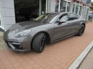 Porsche Panamera Turbo/PDCC Sport/Matrix-LED/Vierradlenk Bild 2
