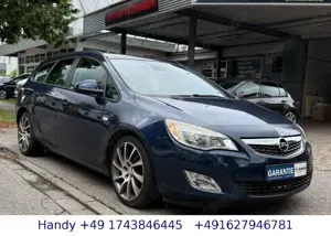 Opel Astra J ST 1.6i Design Edition/TÜV 01.27/18ZOLL