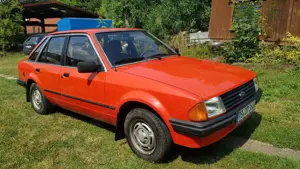 Ford Escort 1.1 GL  MK3 Bild 3