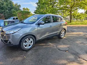 Hyundai iX35 ix35 2.0 CRDi 4WD Automatik Premium Bild 4
