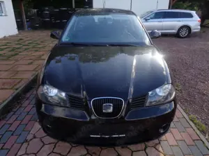 SEAT Ibiza Ibiza 1.4 16V -Klimaautomatik -Sitzheizung Bild 2