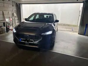 Ford Focus Turnier 1.5 EcoBlue Start-Stopp-System Aut. TITANI