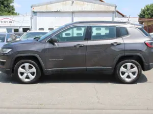 Jeep Compass Longitude FWD Bild 3