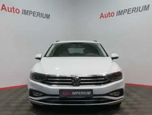 Volkswagen Passat Variant 2.0 TDI *R-Line*AHK*IQ.LIGHT* Bild 2