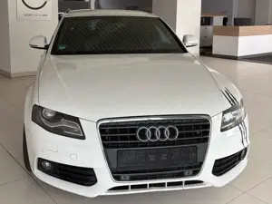 Audi A4 A4 Avant Diesel Avant 2.0 TDI DPF Attraction