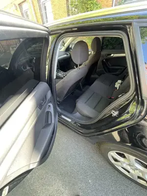 Audi A4 Avant 2.7 TDI DPF multitronic Ambiente Bild 5