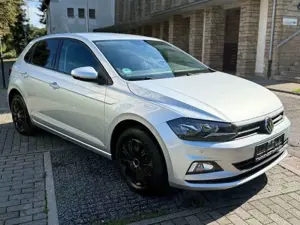 Volkswagen Polo VI Comfortline *SHZ*ACC*LED*PDC...