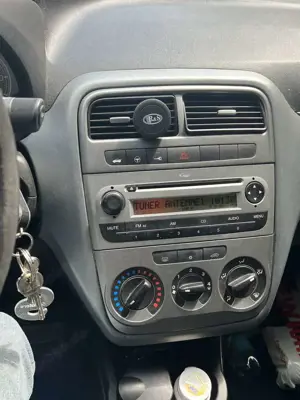 Fiat Punto 1.2 8V Classic Bild 3