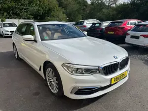 BMW 530 d touring xDrive Luxury *HEAD/UP*LED*PANO*