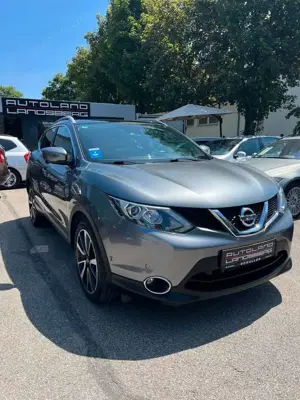 Nissan Qashqai Tekna*AUTOMATIK*S-HEIZUNG*NAVI*PANO*SHZ*