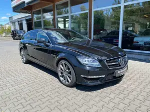 Mercedes-Benz CLS 63 AMG 4Matic Drivers Package