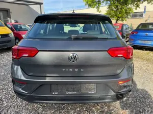 Volkswagen T-Roc Navi CarPlay PDC 8 Fachbereift  Zahnriemen Neu Bild 5