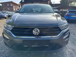 Volkswagen T-Roc Navi CarPlay PDC 8 Fachbereift  Zahnriemen Neu Bild 2