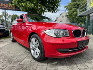 BMW 120 Baureihe 1 Lim. 120d Bild 4