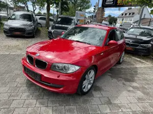 BMW 120 Baureihe 1 Lim. 120d Bild 1
