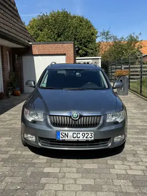 Skoda Superb Combi 1.8 TSI DSG Elegance