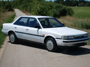 Toyota Camry GLI-S Liftback