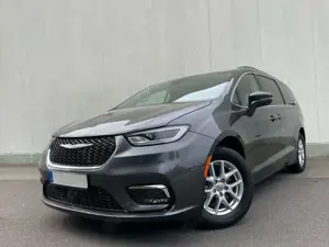 Chrysler Pacifica Chrysler Pacifica*LED*LEDER*CAR PLAY*KAMERA*LPG*