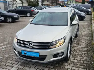 Volkswagen Tiguan 2.0 TDI*4Motion*DSG*Sport*Leder*Individual*AHK*SHZ
