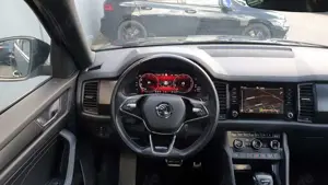 Skoda Kodiaq 2.0 TDI DSG 4x4 SPORTLINE Pano/Matrix/ACC Bild 5