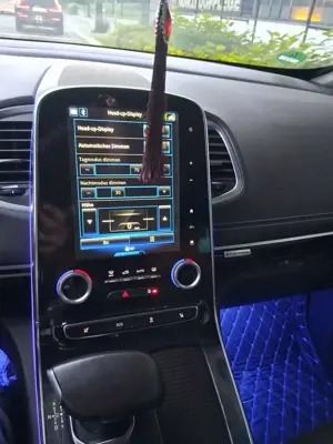 Renault Espace Energy dCi 160 EDC Initiale Paris Bild 3