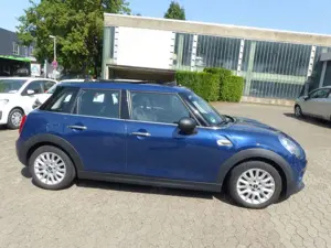 MINI One D 5-trg Navi/Klimaautom/Panorama/PDC Bild 4