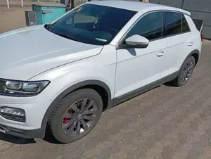 Volkswagen T-Roc 1.5 TSI ACT OPF DSG Sport Bild 5