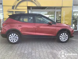 SEAT Arona 1.0 TSI Style KLIMA SITZHEIZUNG AHK Bild 4