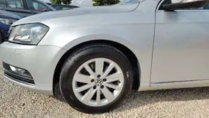 Volkswagen Passat Variant Passat Var. 2.0 TDI Comfortline BlueMotion Xenon Bild 2