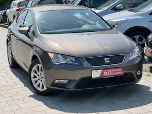 SEAT Leon Style *78.000km*Navi*AHK*Temp.* Bild 2