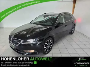 Skoda Superb Combi Ambition 4x4 *Navi*Kamera*Xenon*