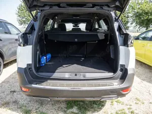 Peugeot 5008 1.2 GT 7-SITZER PDC SHZ KAMERA NAVI LED Bild 5