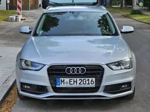 Audi A4 A4 Avant 2.0 TDI DPF S line Sportpaket