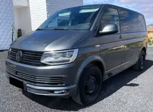Volkswagen T6 Multivan Gen. Six Camper Navi LED AHK ACC App