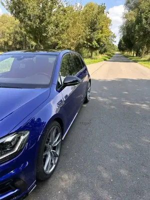 Volkswagen Golf Golf R 4Motion (BlueMotion Technology) DSG