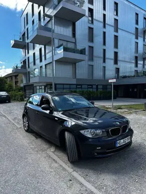 BMW 123 123d DPF Edition Sport Navi Leder