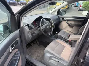 Volkswagen Cross Touran 2.0 TDI DPF