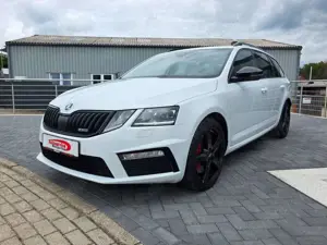 Skoda Octavia RS Combi DSG Kessy Navi ACC RFK 8-fach