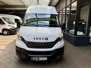 Iveco Others Daily 3.0D V6 L4H2 4100 AUTOMAT CAM ACC AHK 3,5t Bild 3