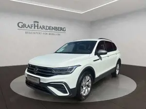 Volkswagen Tiguan Allspace Life 1.5 TSI DSG 7Sitze AHK Navi