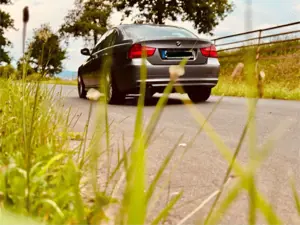 BMW 318 318i Aut. Bild 2